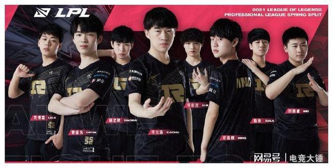 不甘示弱 不甘示弱